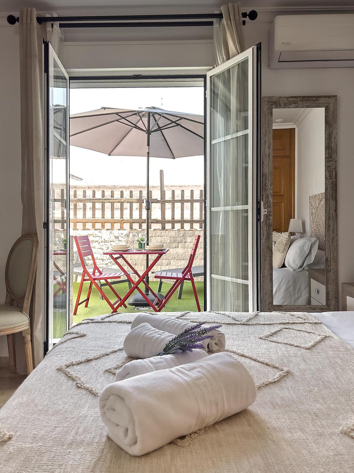 Studio Novena Little Apartments Cadiz Bagian luar foto